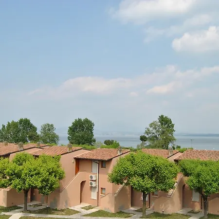 База відпочинку Villaggio Tiglio