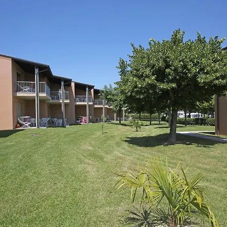 База відпочинку Villaggio Tiglio Сірміоне